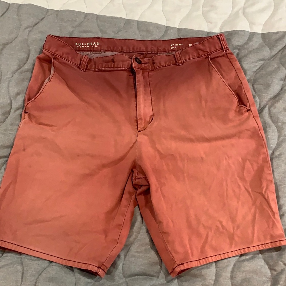 Read Bullhead cargo shorts